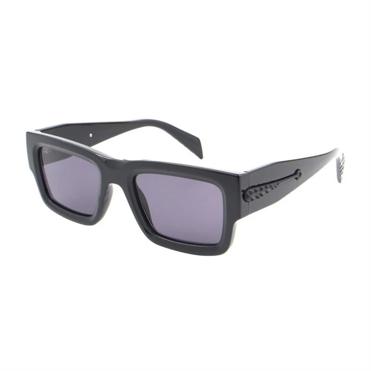 Viking Spikes Retro Rectangle Fashionable Sunglasses 490733
